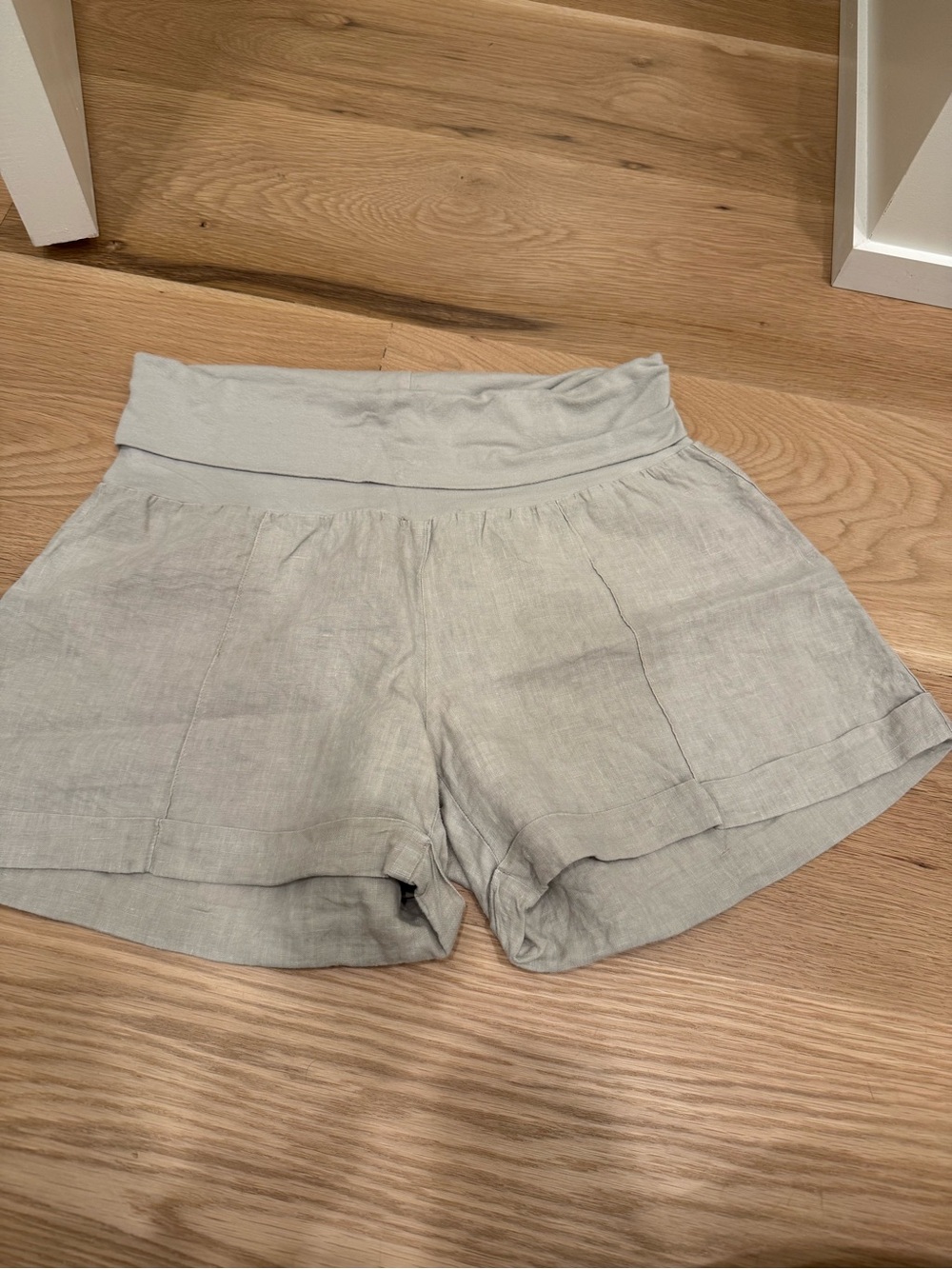 Fresh Laundry sz Med linen shorts - Picture 2 of 4